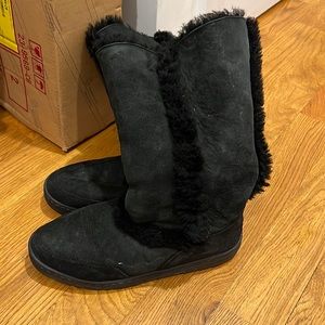 Sunburst tall uggs in black womens sz 10 in good condition